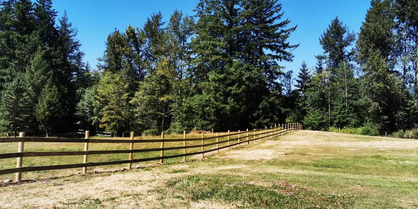 Board & Rail Fence